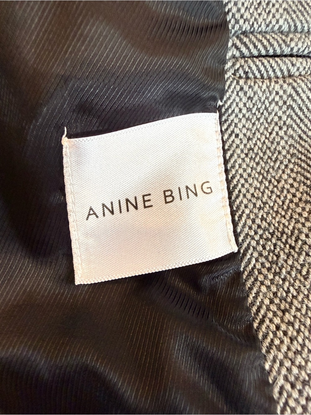 Annie Bing Becky Women's Gray Herringbone Blazer - Picture 14 of 15